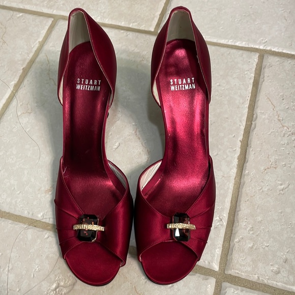 Stuart Weitzman ruby red satin heels - Picture 1 of 6